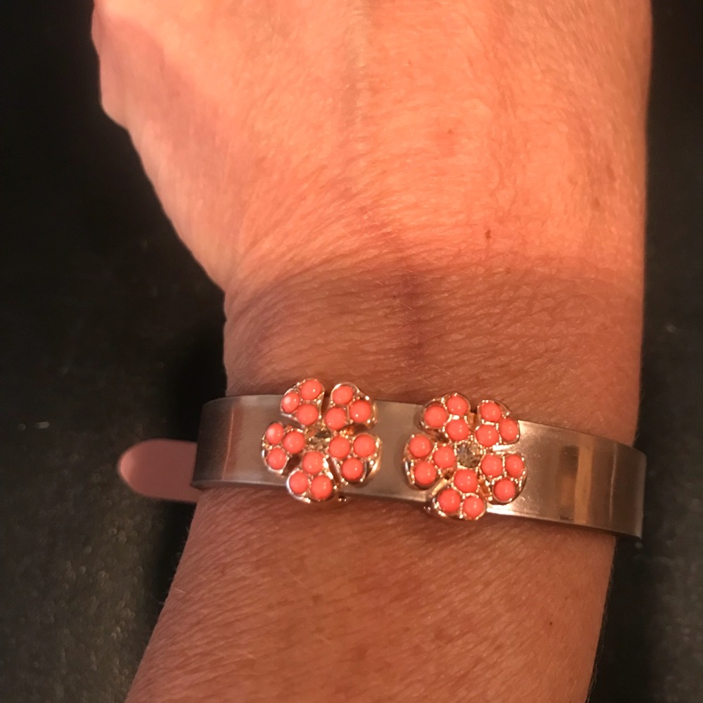 Two Keep Collective charms- Corral flowers